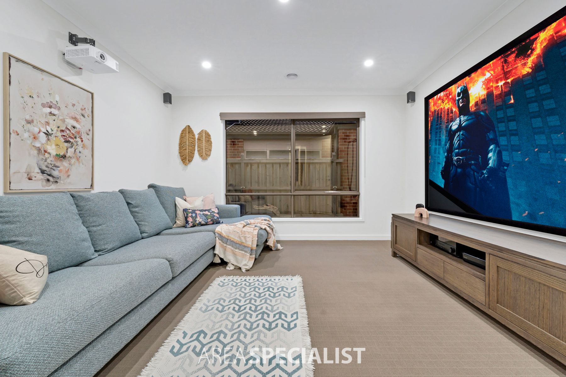 10 Woodstock Drive, Cranbourne North, VIC 3977, Cranbourne North - Thumbnail 2