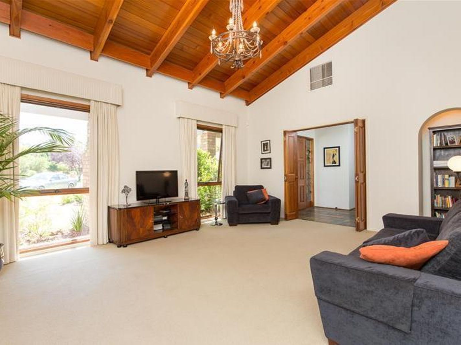 2 Walnut Court, Mildura - Thumbnail 3