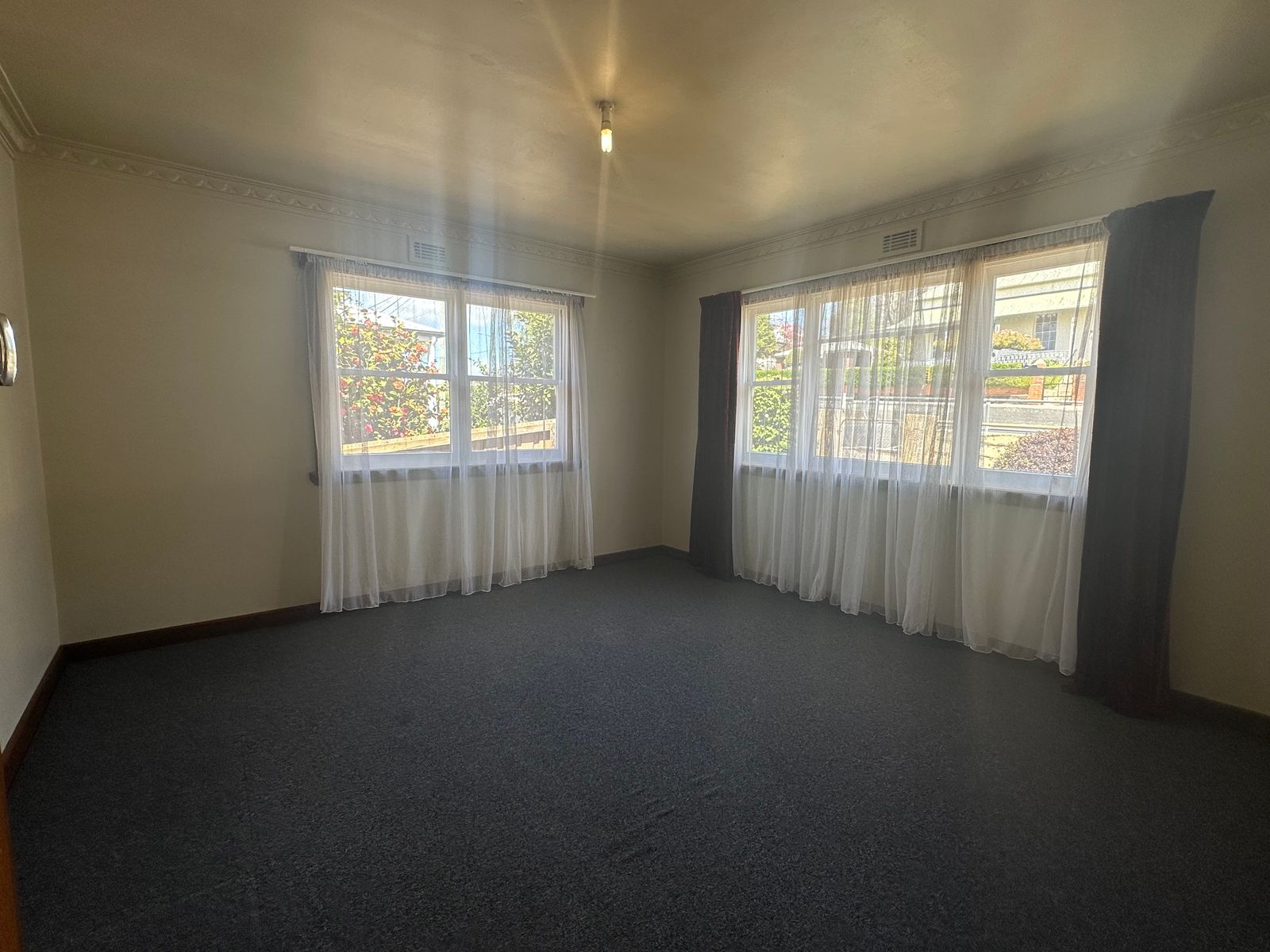 19 West Barrack Street, Deloraine TAS 7304, Deloraine - Thumbnail 2