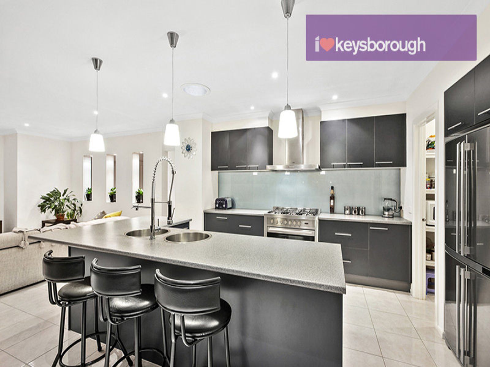 82 Westbrook Drive, Keysborough, VIC 3173, Keysborough - Thumbnail 2