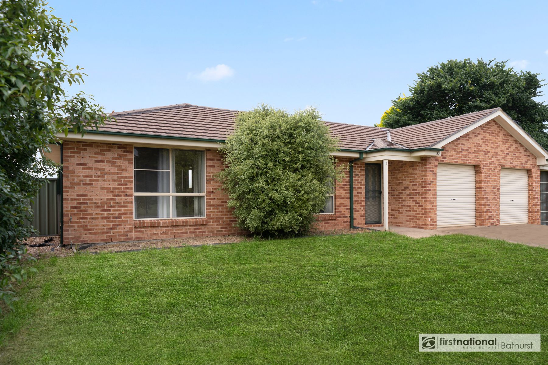 1/30 Dees Close, Gormans Hill NSW 2795