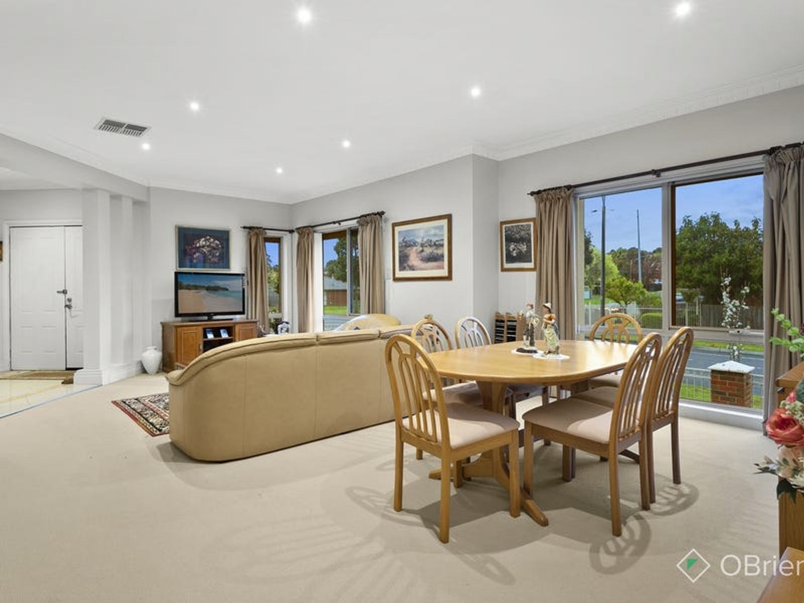 360 James Cook Drive, Endeavour Hills, VIC 3802, Endeavour Hills - Thumbnail 6