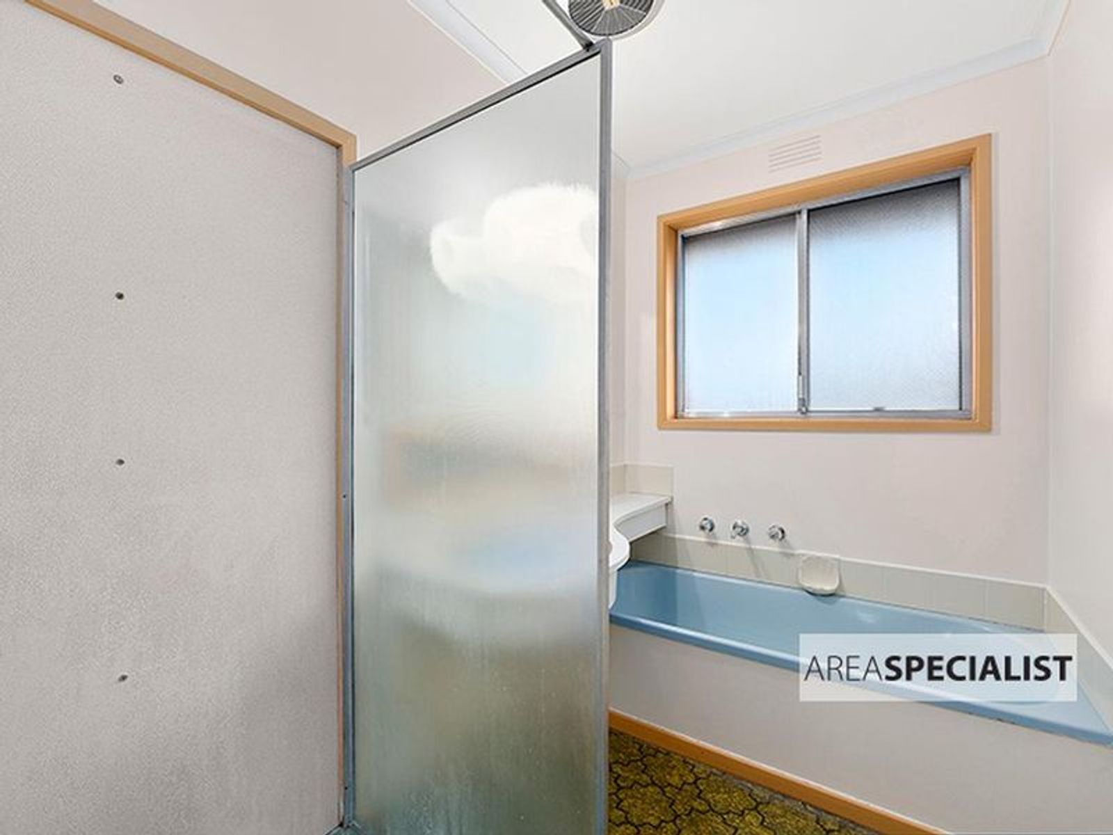 32 Kuringgai Crescent, Noble Park, VIC 3174, Noble Park - Thumbnail 7