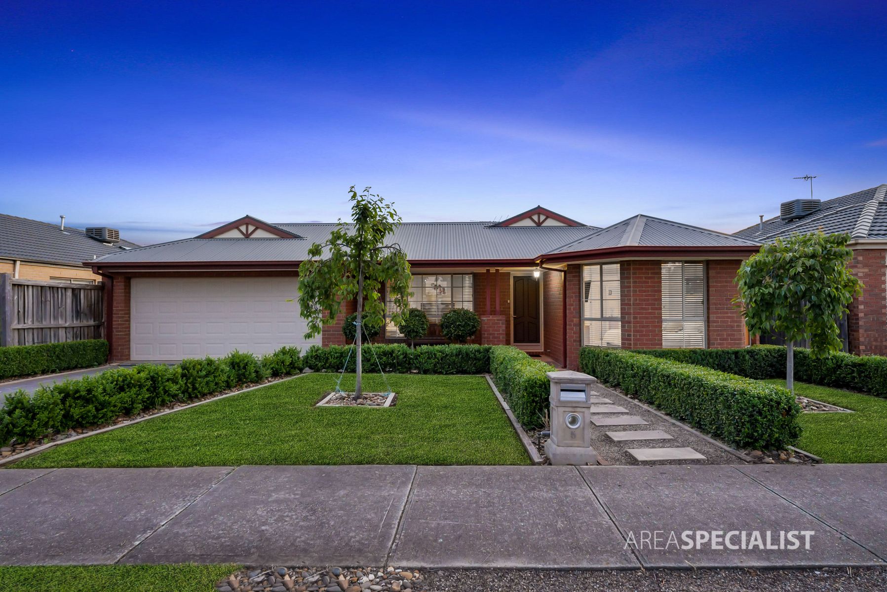 5 Ashwood Boulevard, Tarneit, VIC 3029, Tarneit - Thumbnail 2