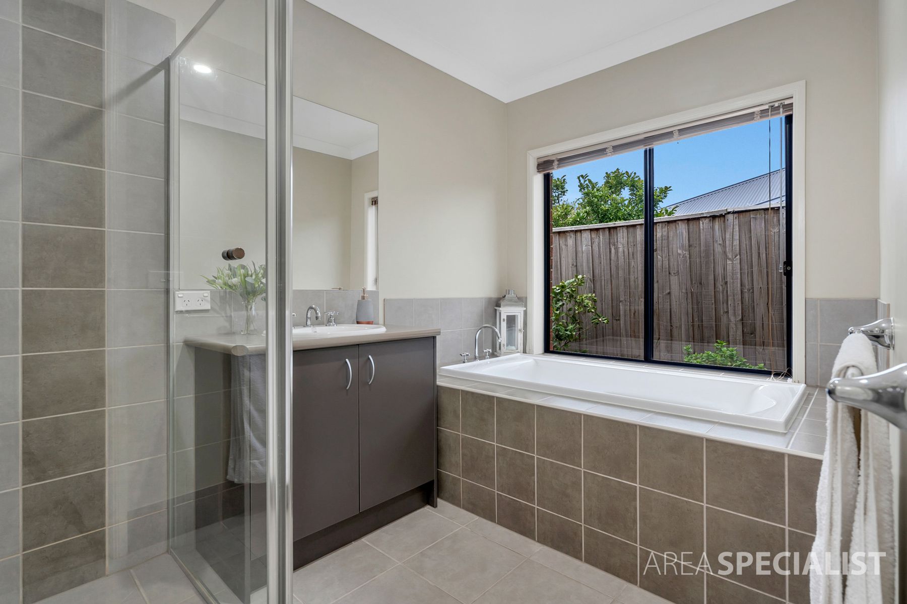61 Boronia Avenue, Cranbourne, VIC 3977, Cranbourne - Thumbnail 4