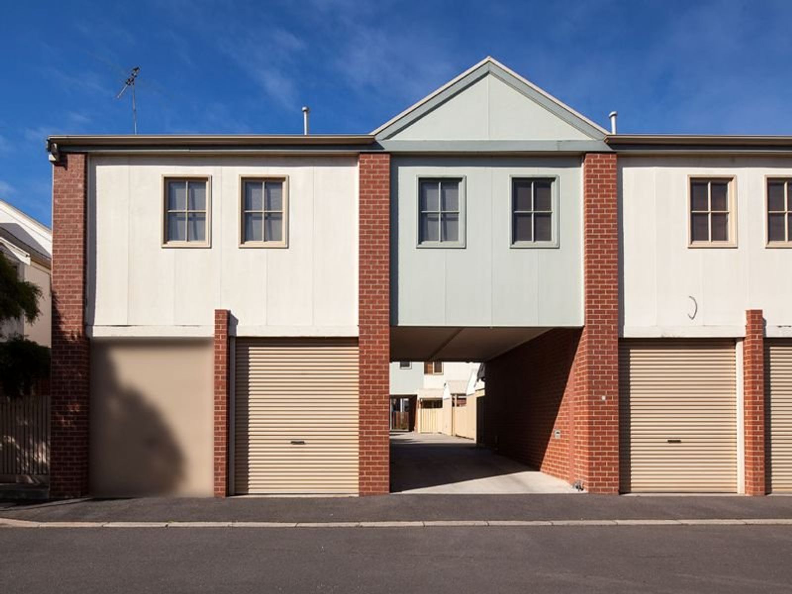 9 Birch Lane, Kensington - Thumbnail 7