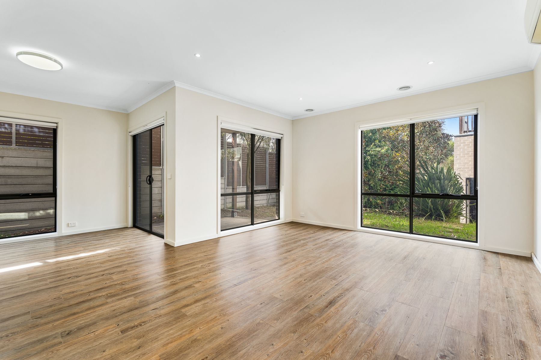 3 Valley Park Boulevard, Westmeadows, VIC 3049, Westmeadows - Thumbnail 7