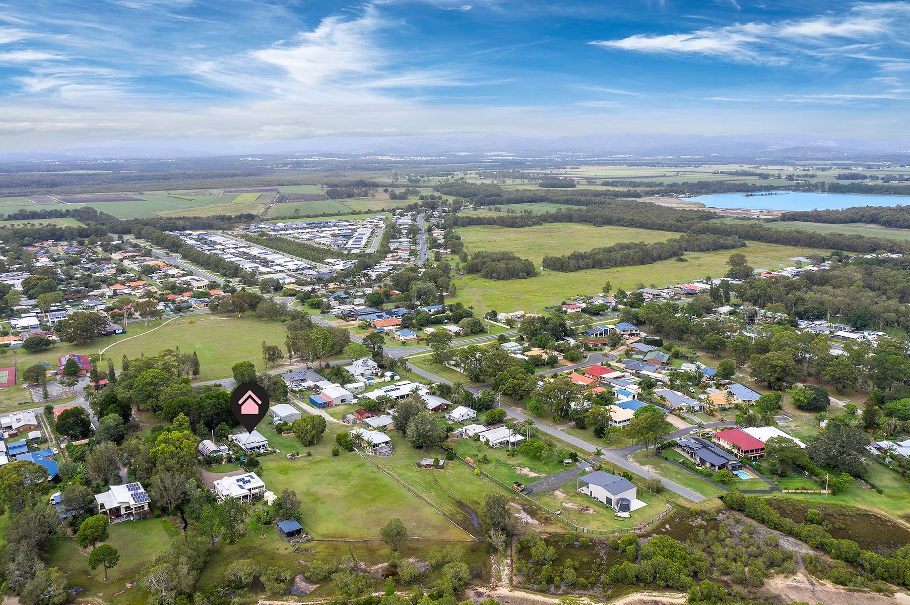 10 Bay Drive, Jacobs Well, QLD 4208, Jacobs Well - Thumbnail 3