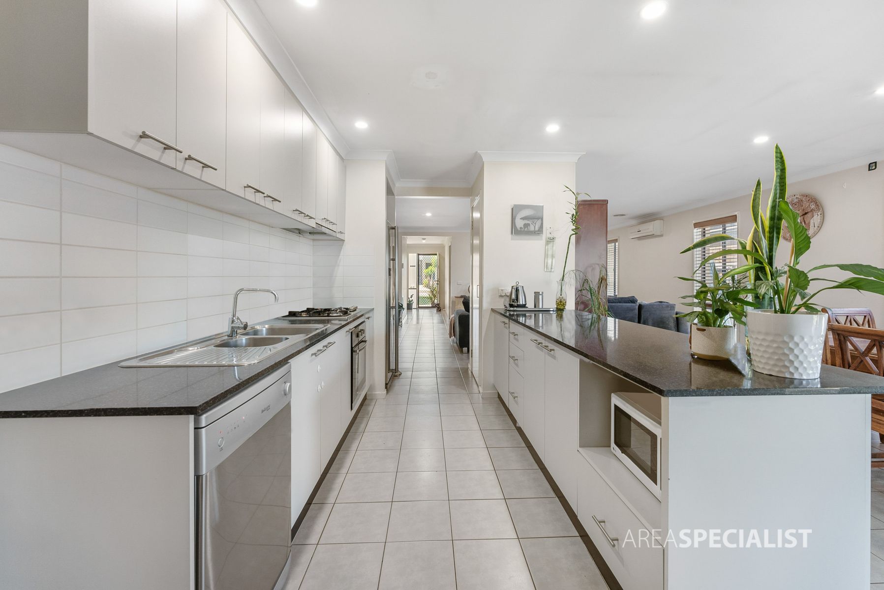 31 Laurence Way, Tarneit, VIC 3029, Tarneit - Thumbnail 6