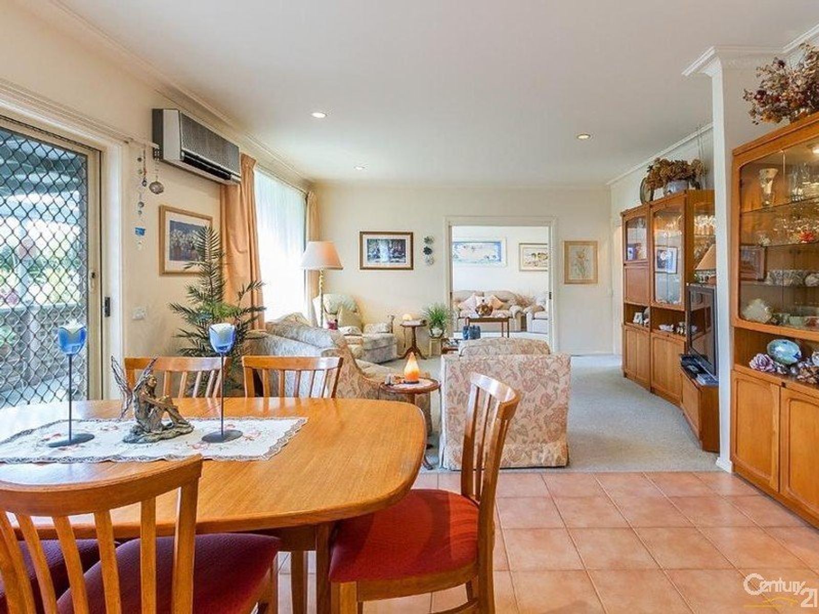 2/33 Fairhills Parade, Glen Waverley, VIC 3150, Glen Waverley - Thumbnail 3