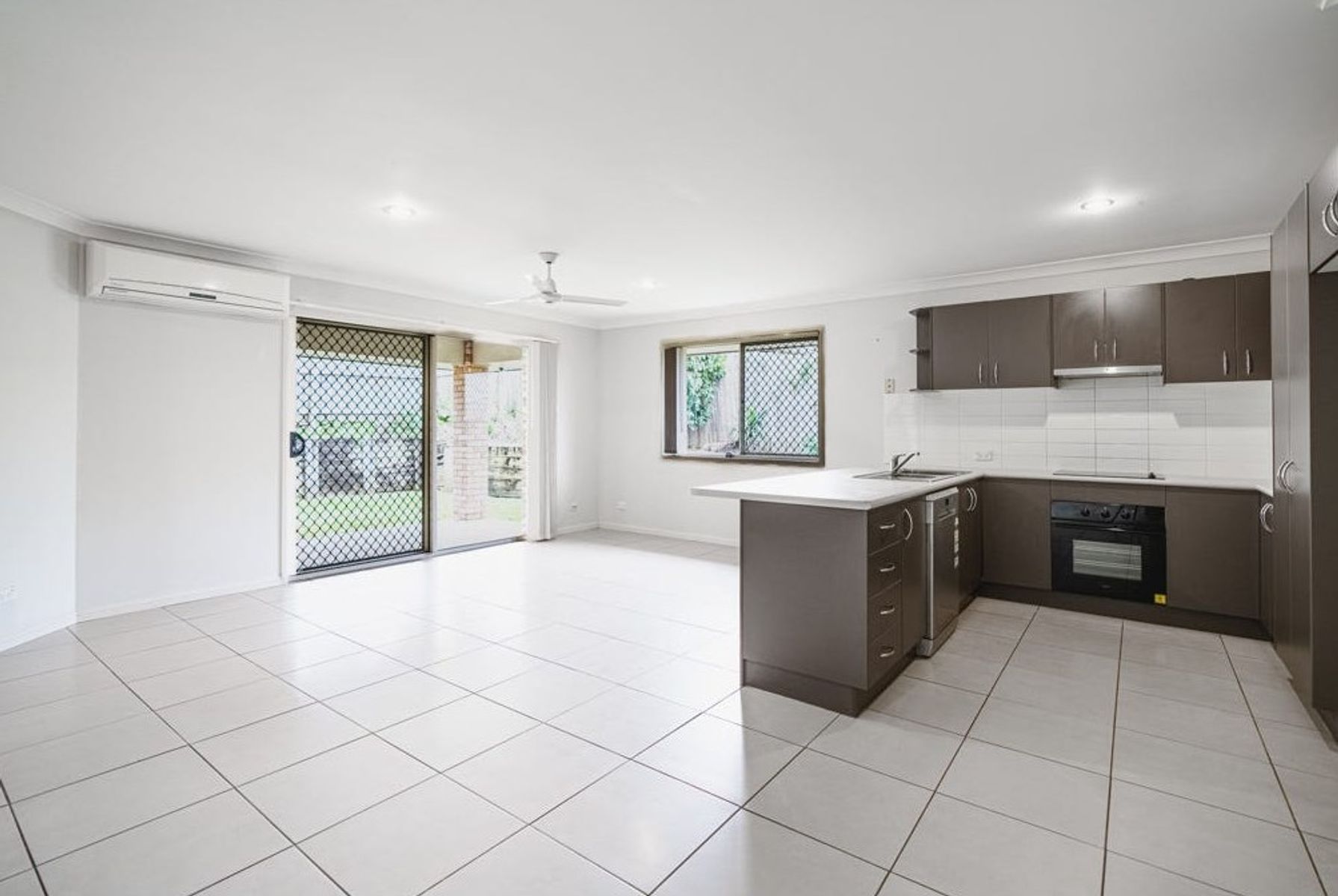 39 Hanover Drive, Pimpama, Pimpama - Thumbnail 4