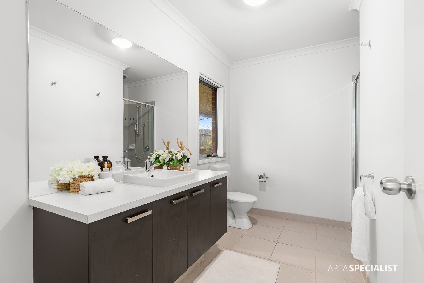 14 Concorde Avenue, Fraser Rise, Fraser Rise - Thumbnail 6
