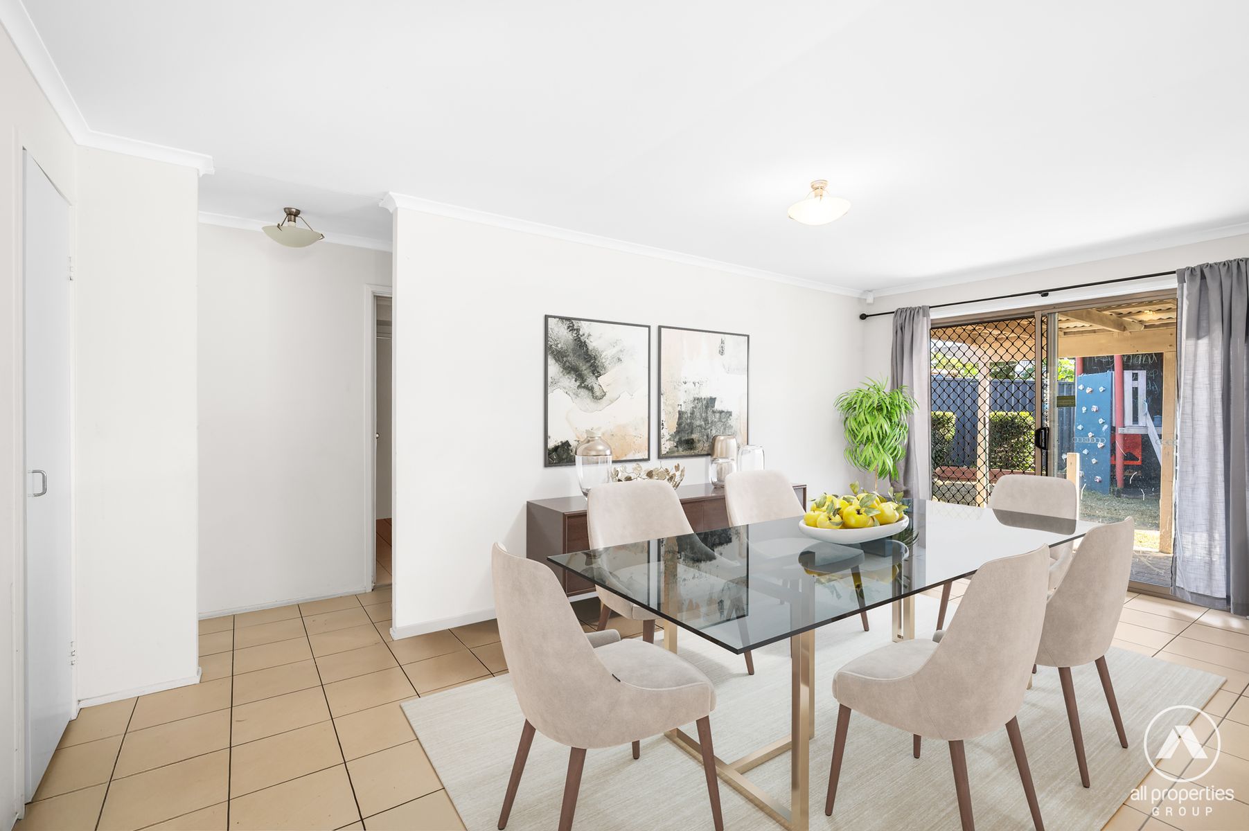 15 Mooloolah Court, Hillcrest QLD 4118, Hillcrest - Thumbnail 5