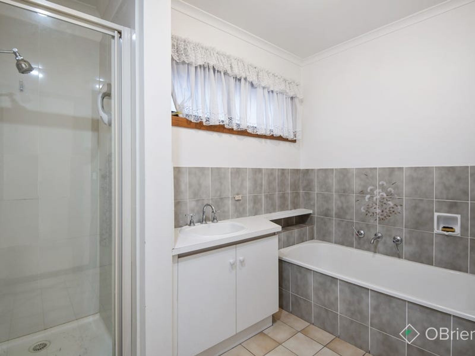 11 Huxley Crescent, Endeavour Hills, VIC 3802, Endeavour Hills - Thumbnail 8