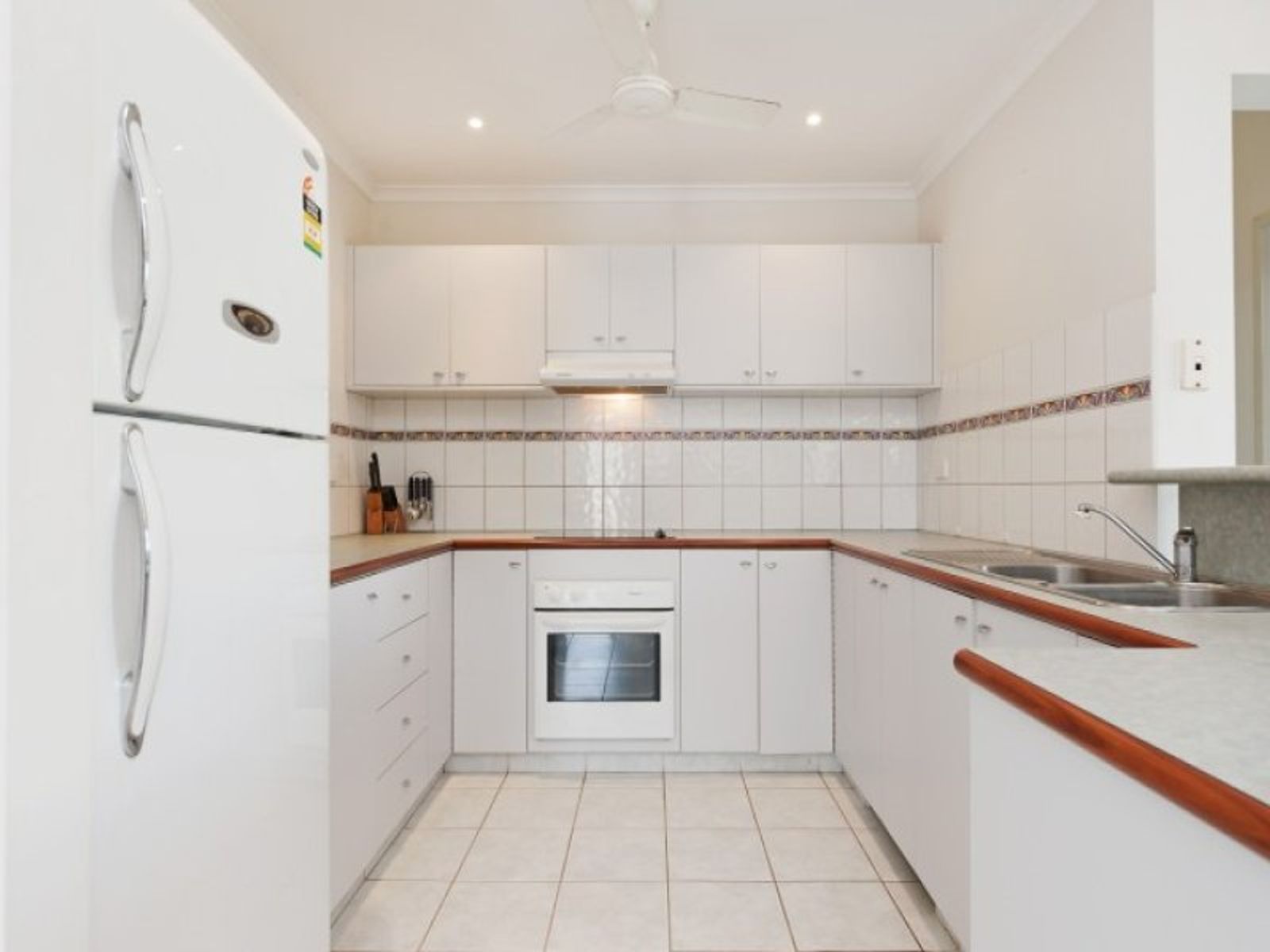 6/3 Morinda Street, Larrakeyah NT 0820, Larrakeyah - Thumbnail 2