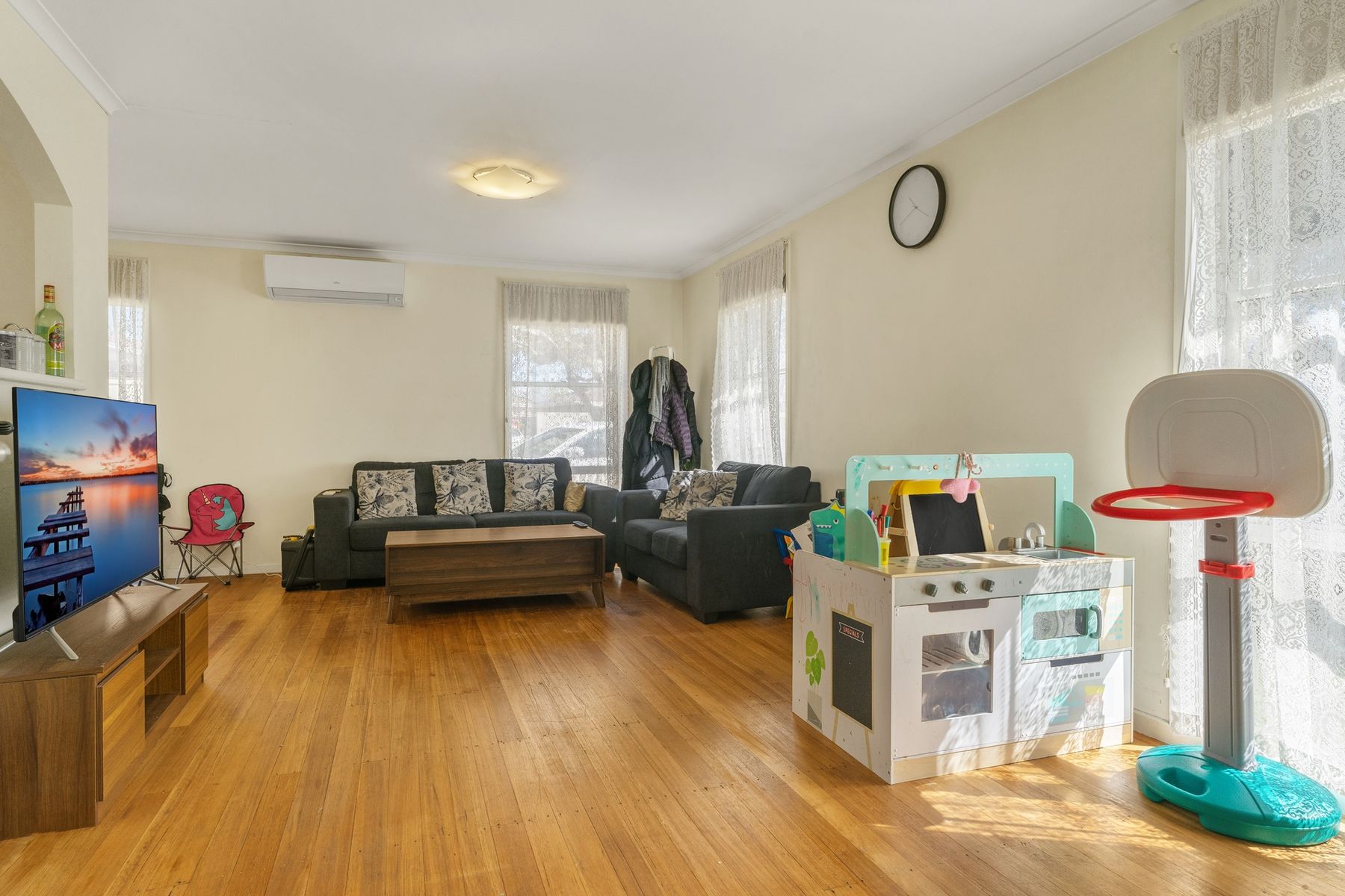 7 Kerr Street, Bacchus Marsh VIC 3340, Bacchus Marsh - Thumbnail 2