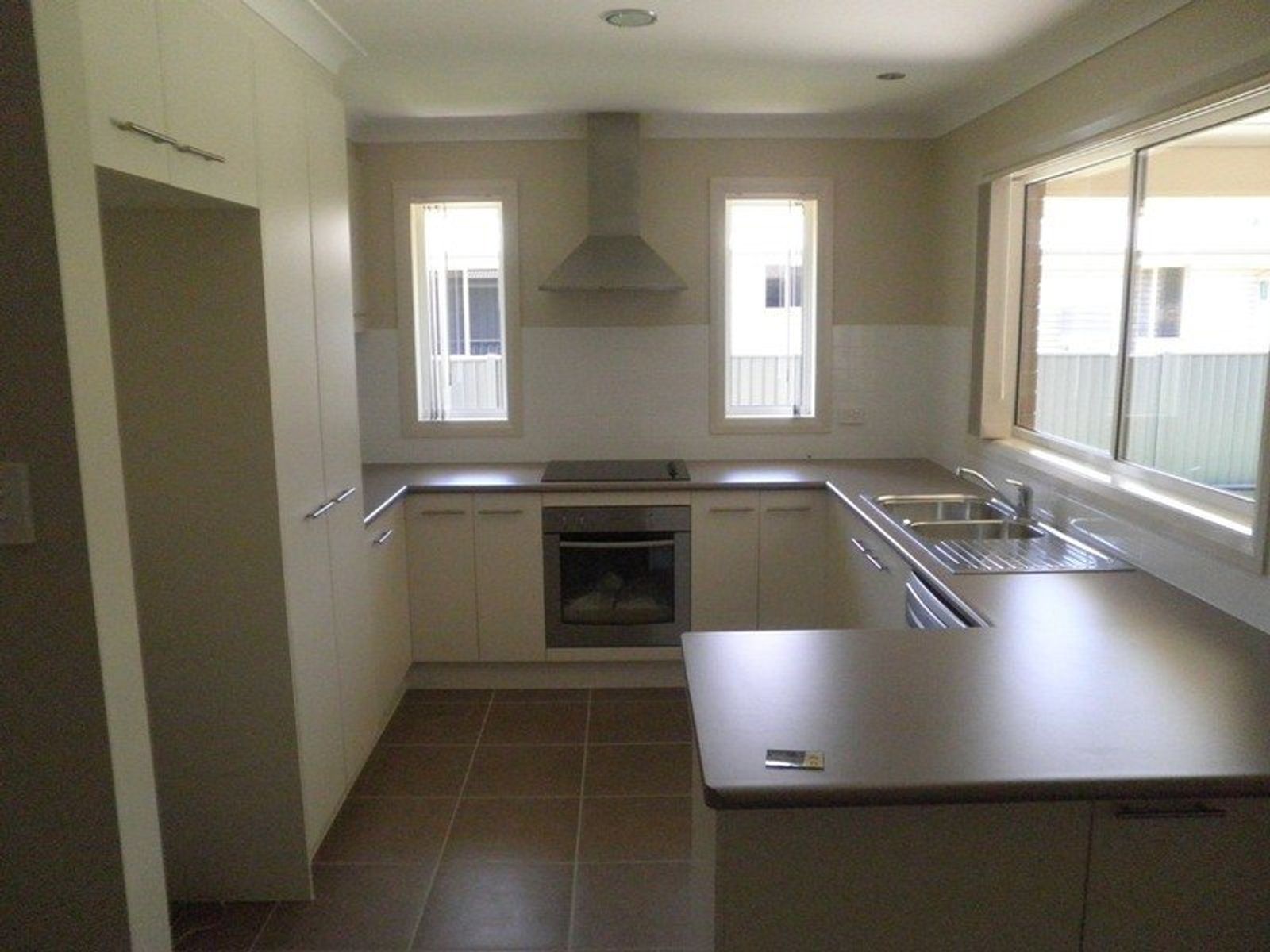 30 Cameron Street, Chinchilla QLD 4413, Chinchilla - Thumbnail 2