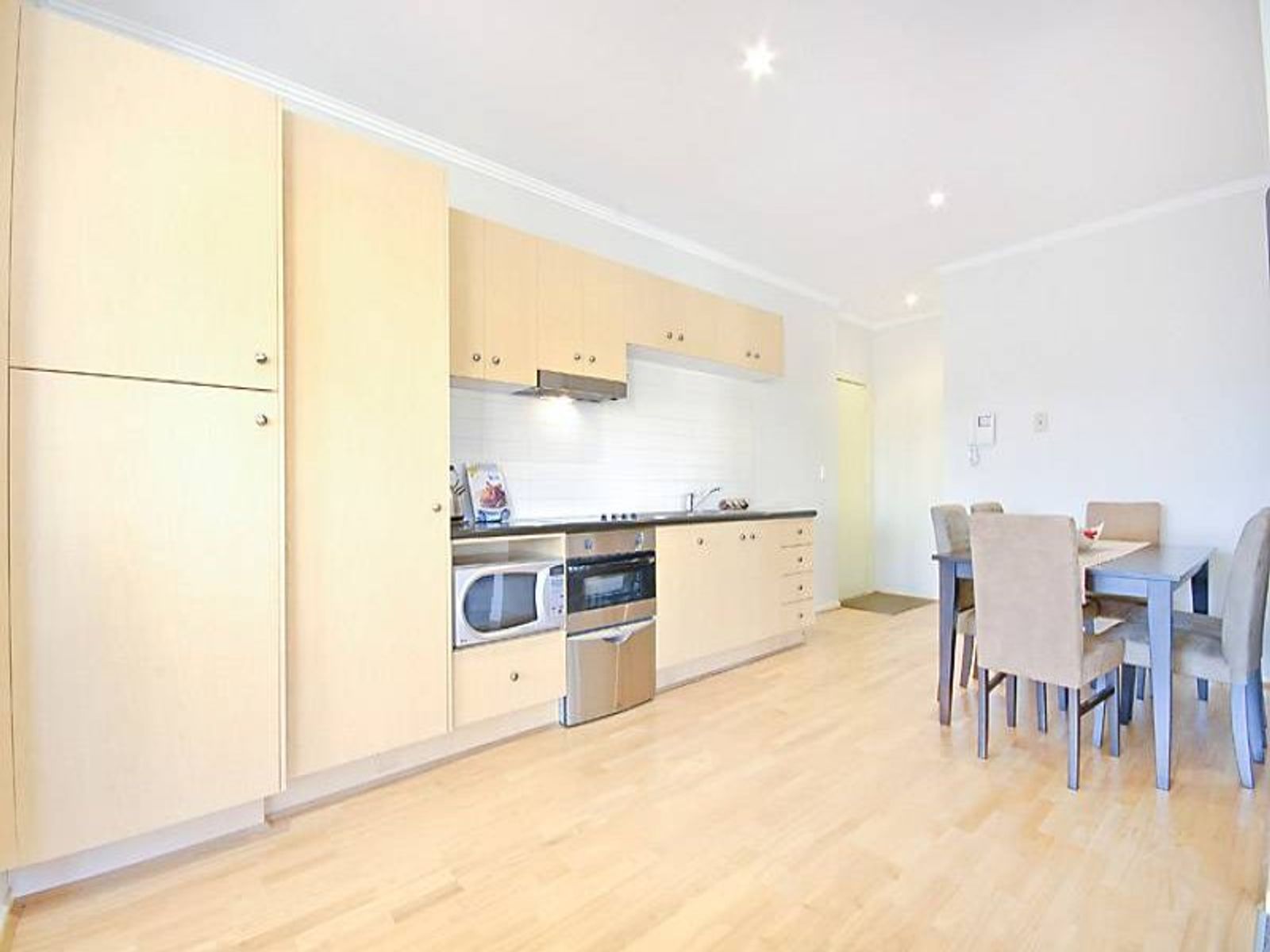 43/2 Newmarket Way, Flemington - Thumbnail 8