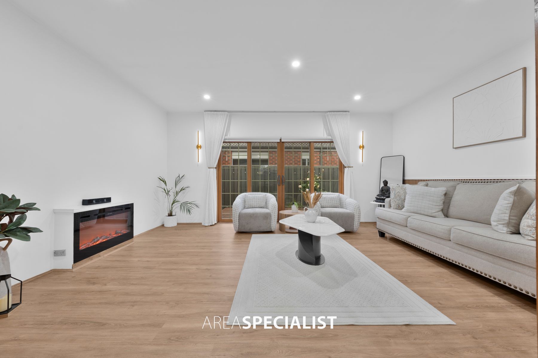 21 Epsilon Way, Lynbrook, Lynbrook - Thumbnail 7