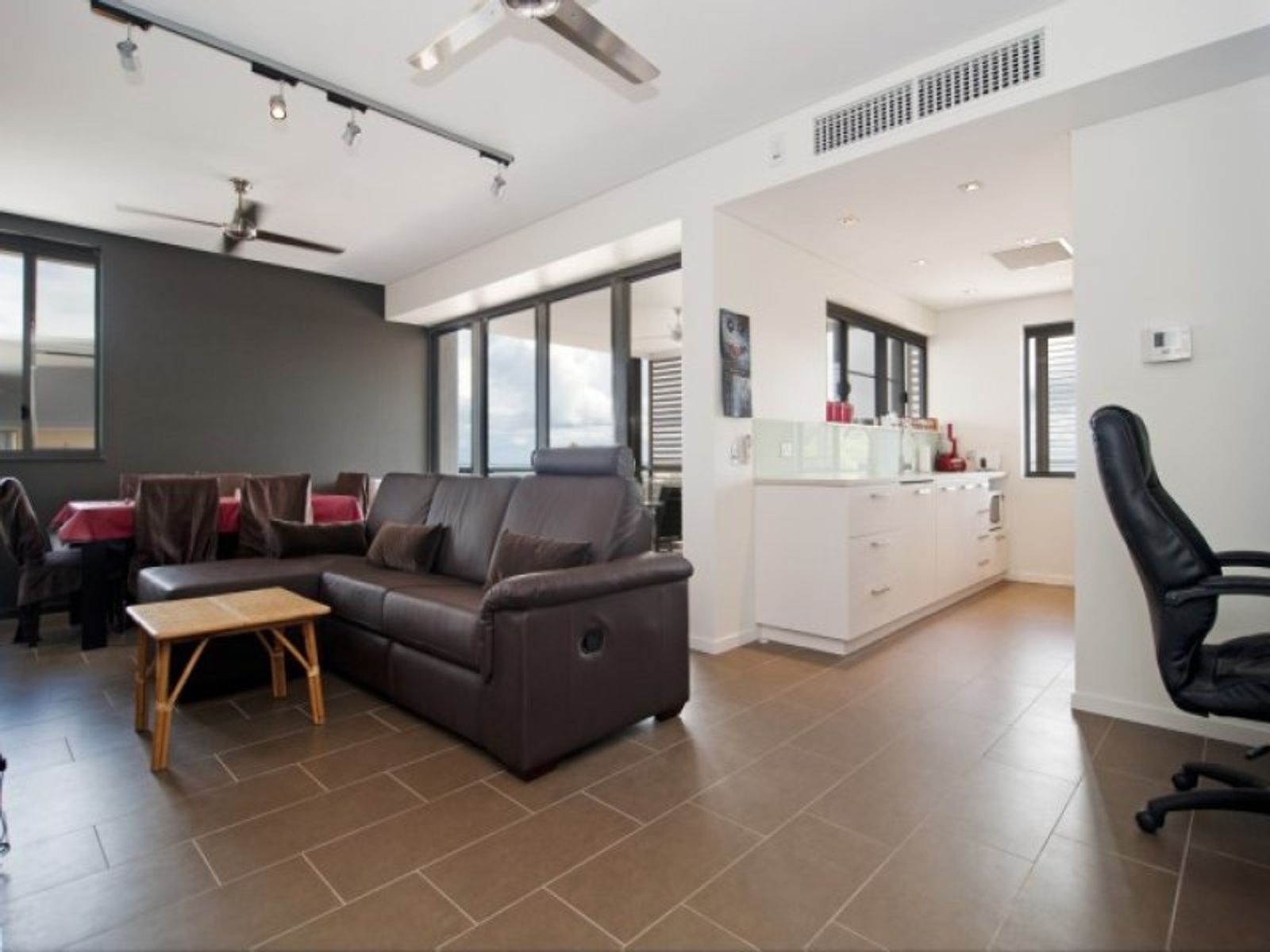 128/19B Kitchener Drive, Darwin City NT 0800, Darwin City - Thumbnail 4