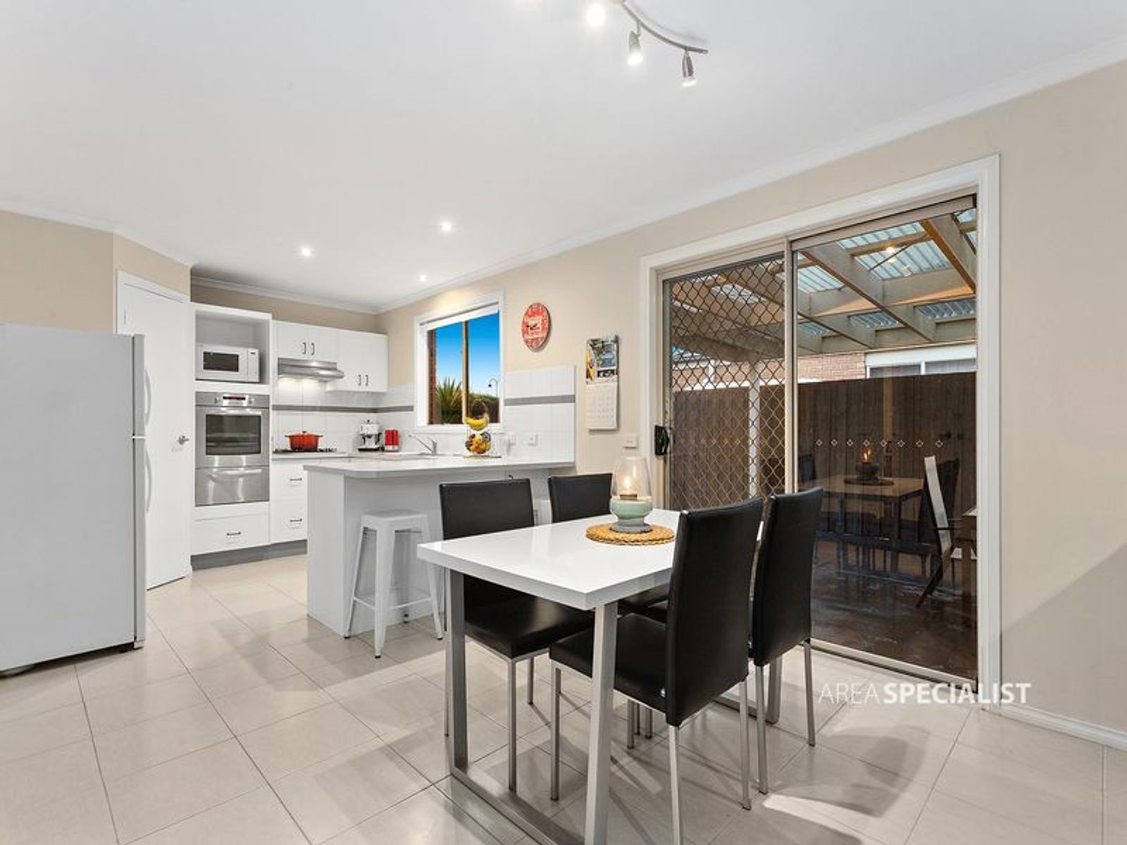 2 Aztec Place, Cranbourne, VIC 3977, Cranbourne - Thumbnail 4