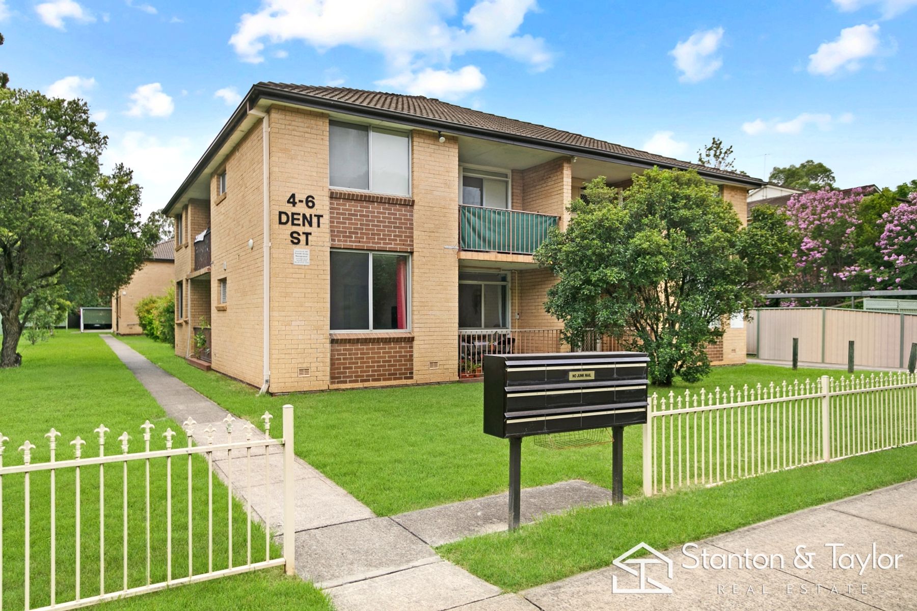 11/4-6 Dent Street, Jamisontown - Thumbnail 2