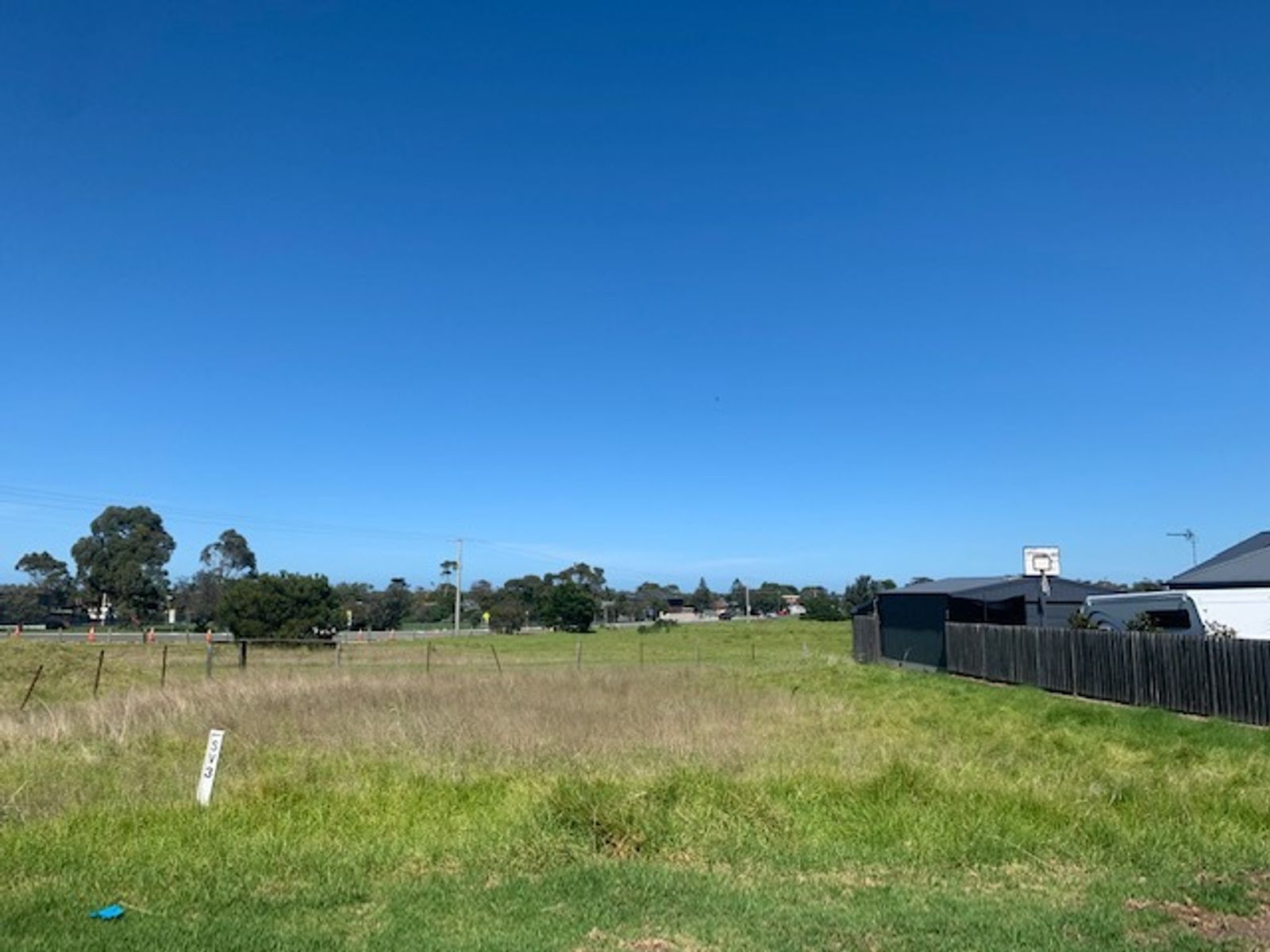 28 Golf Links Road, Lakes Entrance - Image 1