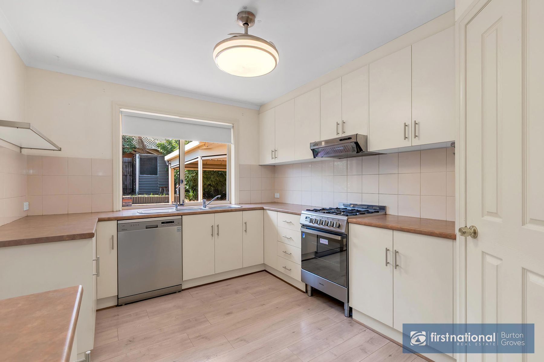 23 Plane Tree Drive, Craigmore SA 5114, Craigmore - Thumbnail 2