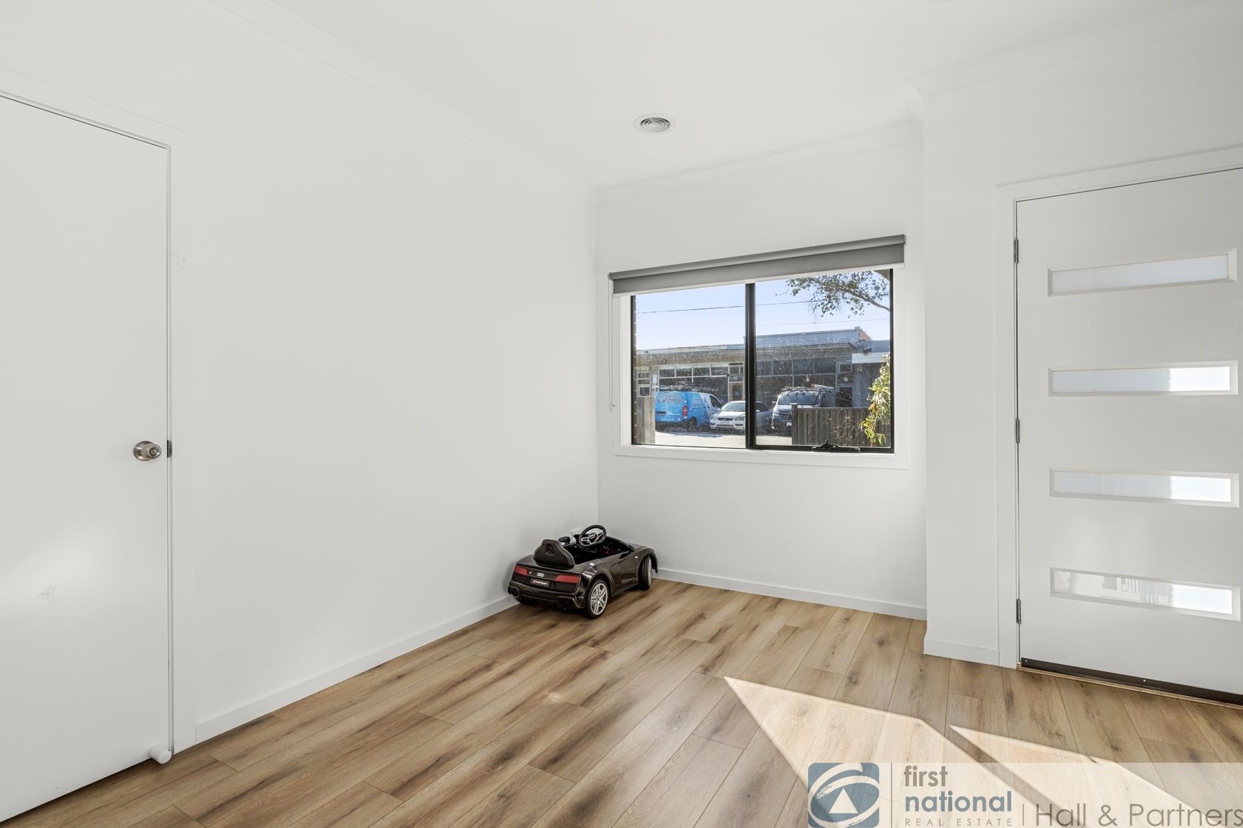 1/10 Nicole Avenue, Dandenong North VIC 3175, Dandenong North - Thumbnail 8