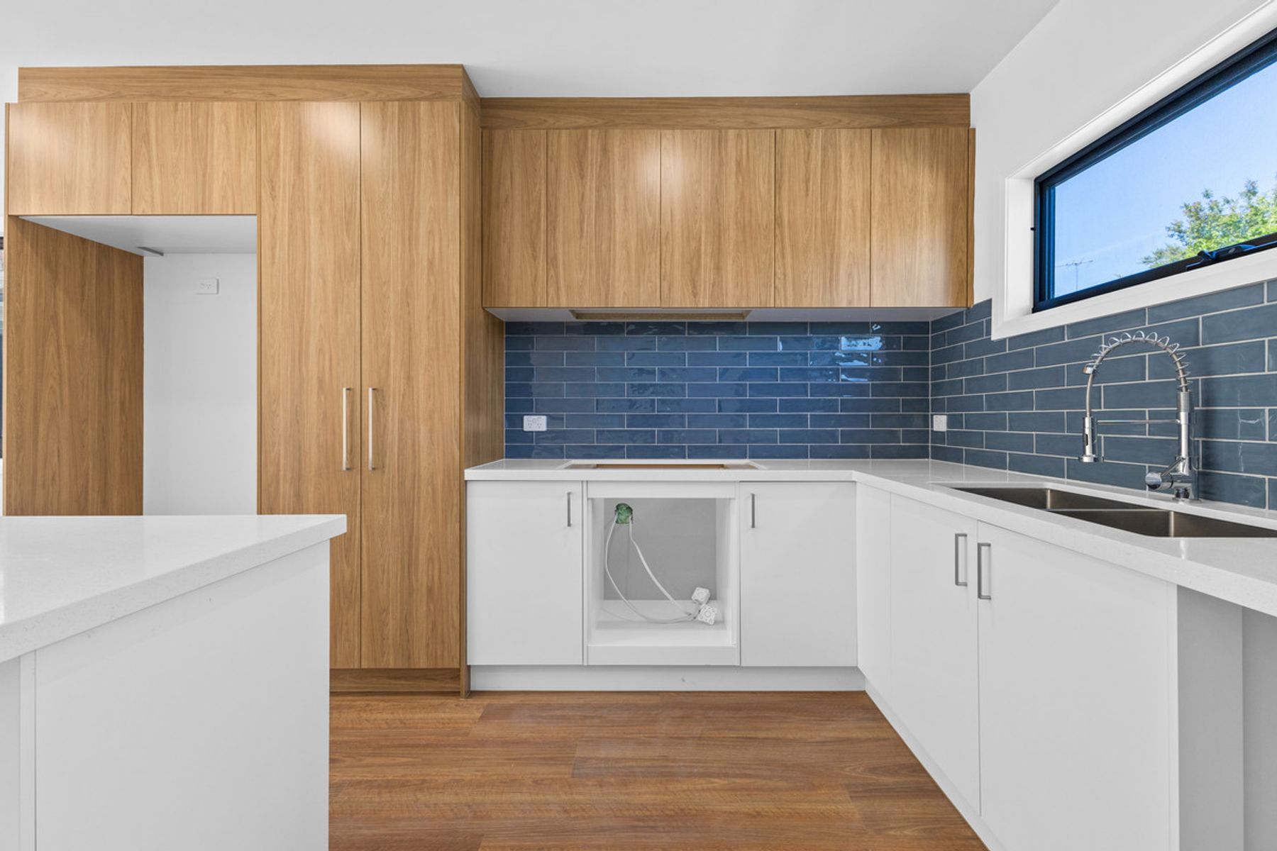 2/11 Hawker Street, Moe VIC 3825, Moe - Thumbnail 2