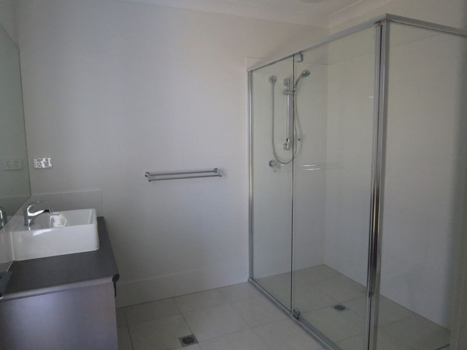 4 Hermitage Drive, Eimeo QLD 4740, Eimeo - Thumbnail 5