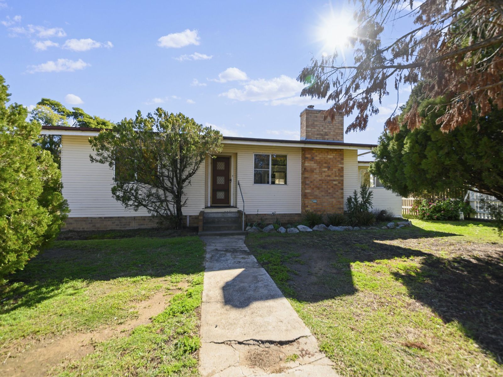21 Locke Street, Warwick - Thumbnail 5