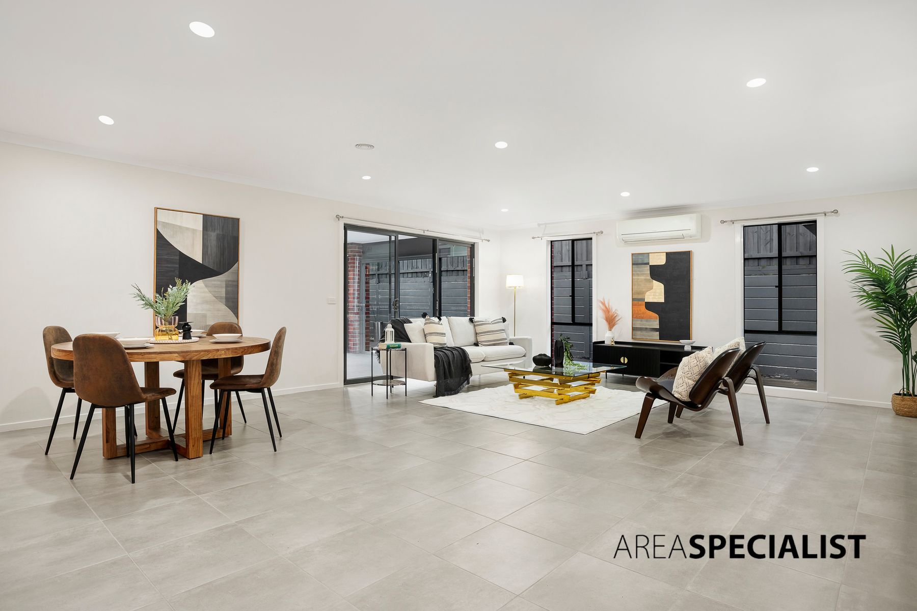 35 Summerhill Drive, Pakenham, VIC 3810, Pakenham - Thumbnail 6