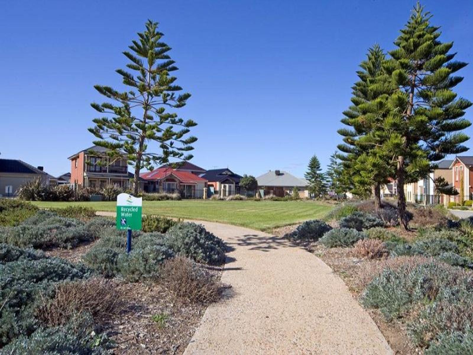4 Morton Street, Mawson Lakes, SA 5095, Mawson Lakes - Thumbnail 2