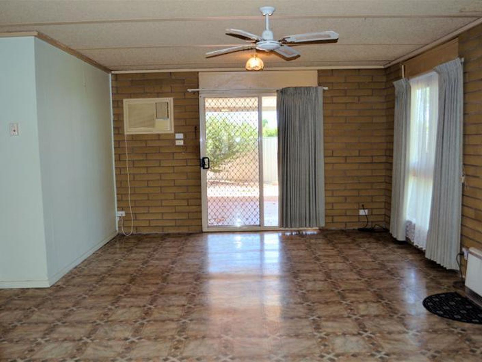 49 Avoca Street, Dareton - Thumbnail 3