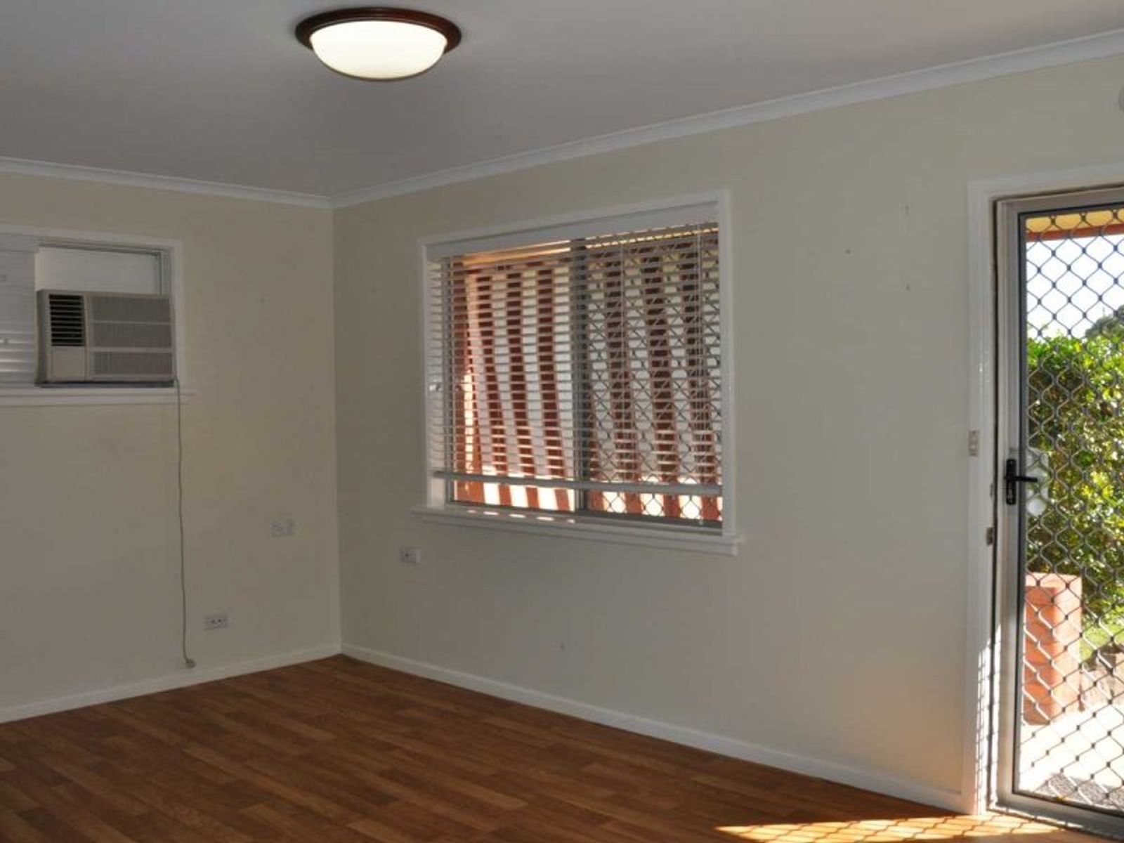23 Lancaster Ave, Casino - Thumbnail 7