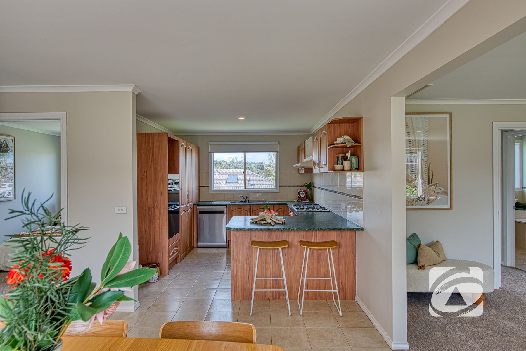 9 Torre Road, Pakenham VIC 3810, Pakenham - Thumbnail 3