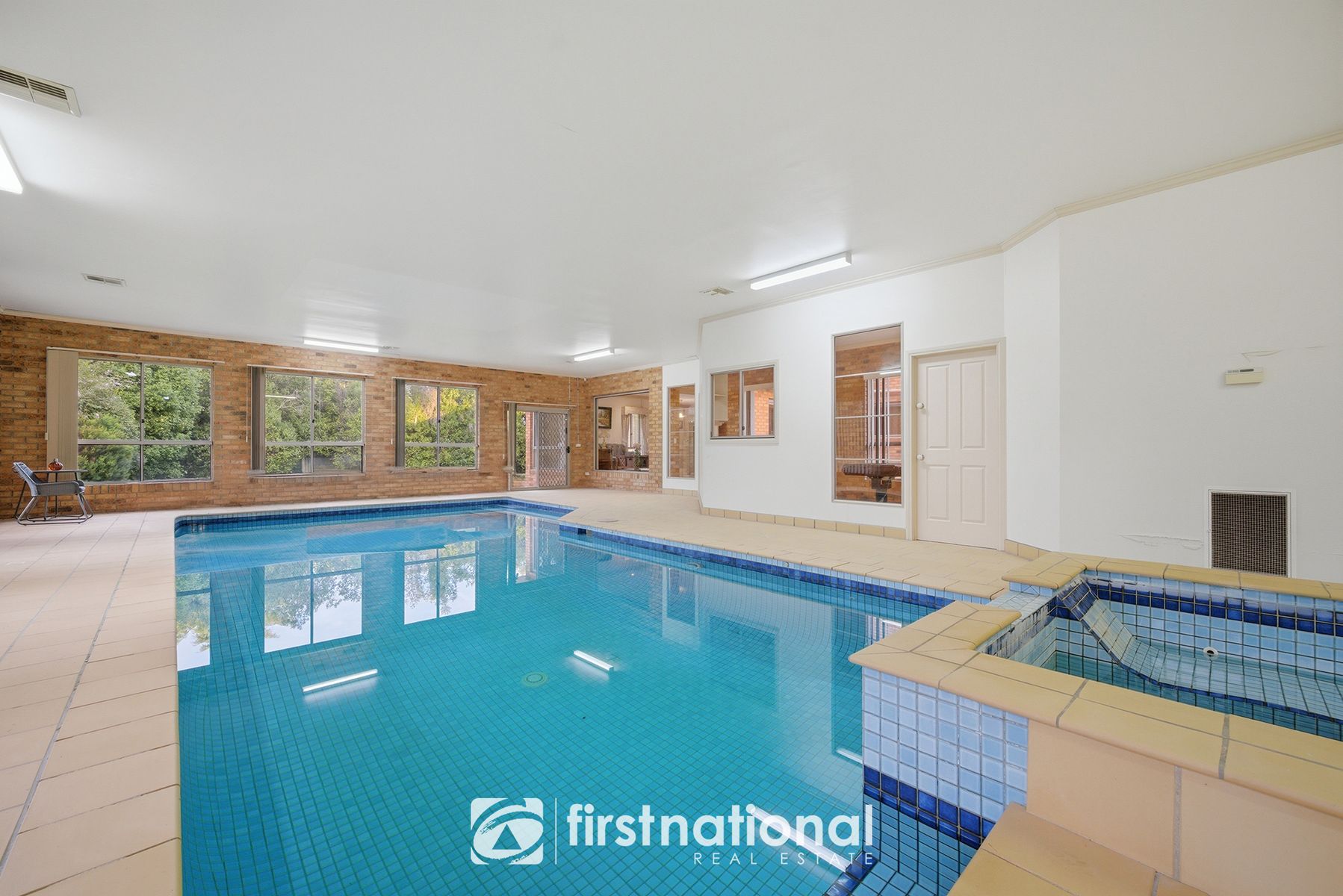 10-12 Carmen Crescent, Narre Warren North VIC 3804, Narre Warren North - Thumbnail 5