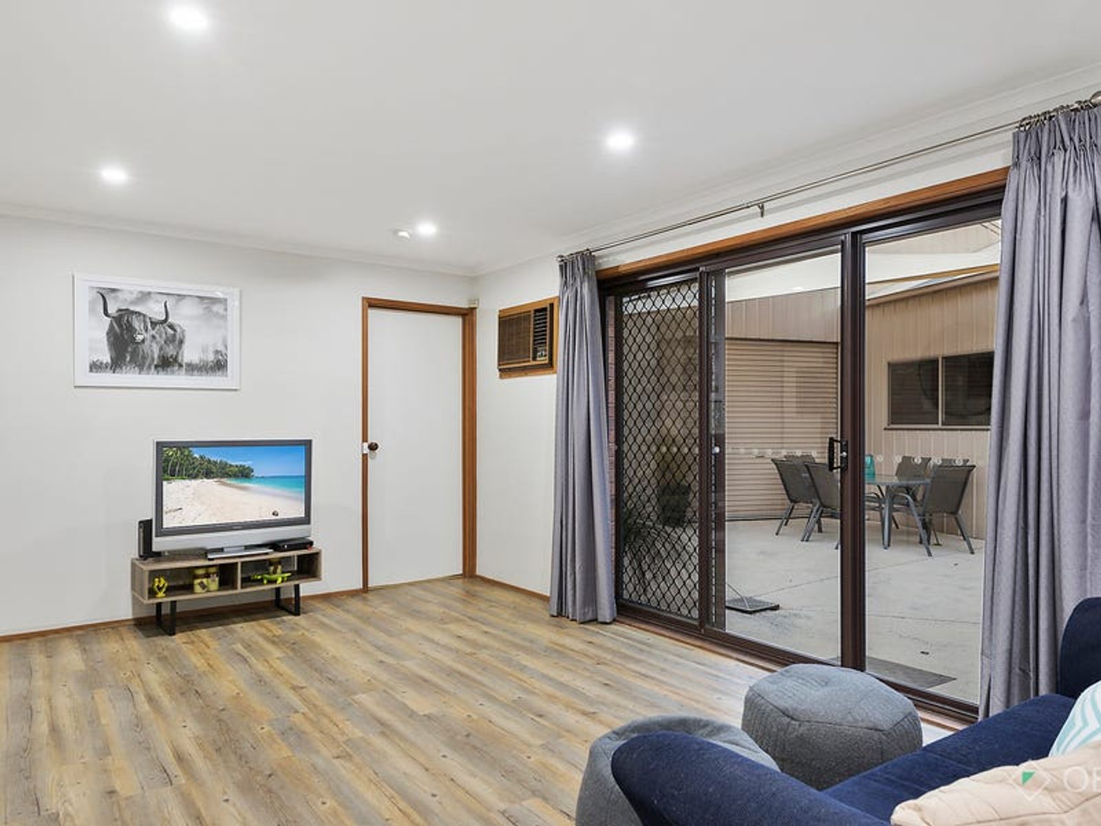 2 Torquay Court, Endeavour Hills, VIC 3802, Endeavour Hills - Thumbnail 3