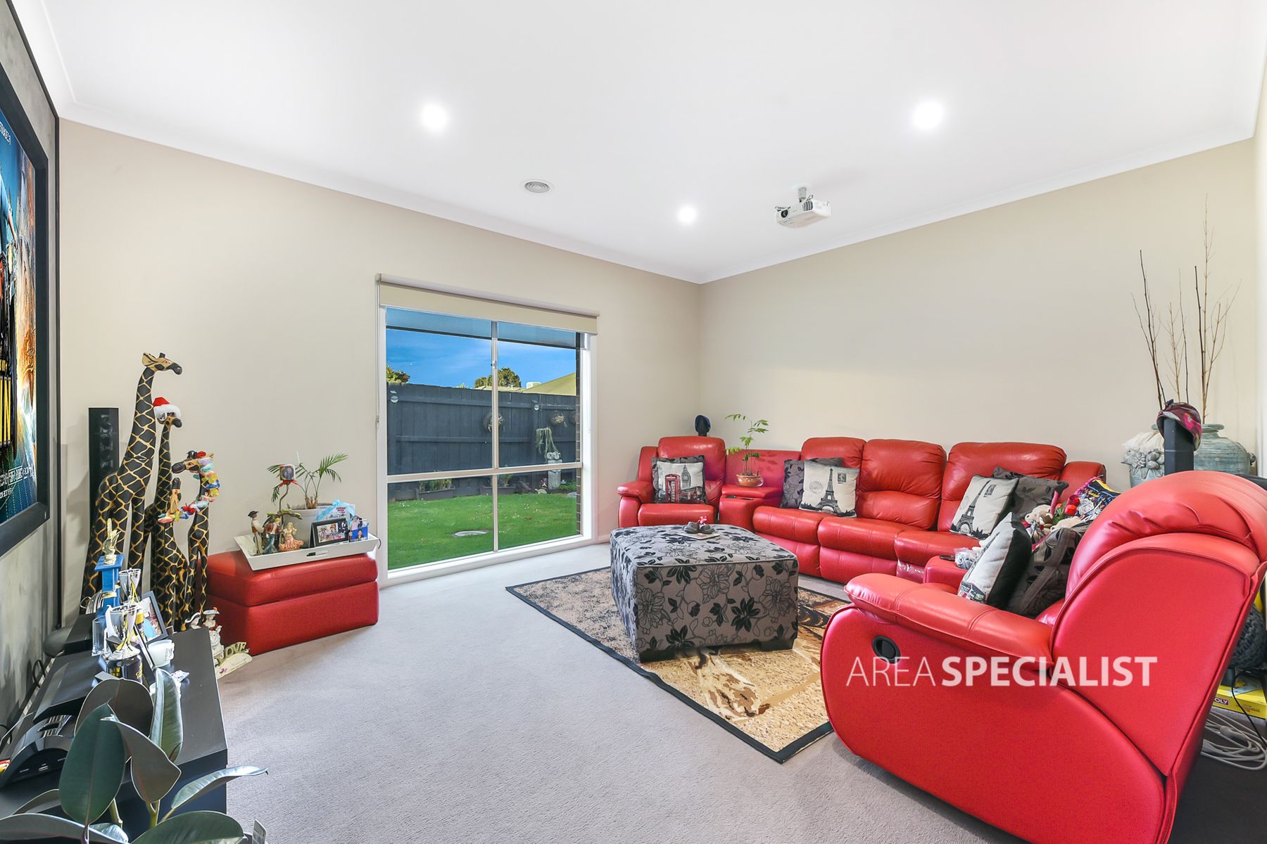 27 Storey Drive, Pakenham, VIC 3810, Pakenham - Thumbnail 4