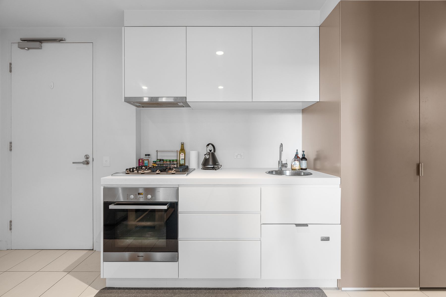 1613/33 MacKenzie Street, Melbourne, VIC 3000, Melbourne - Thumbnail 8