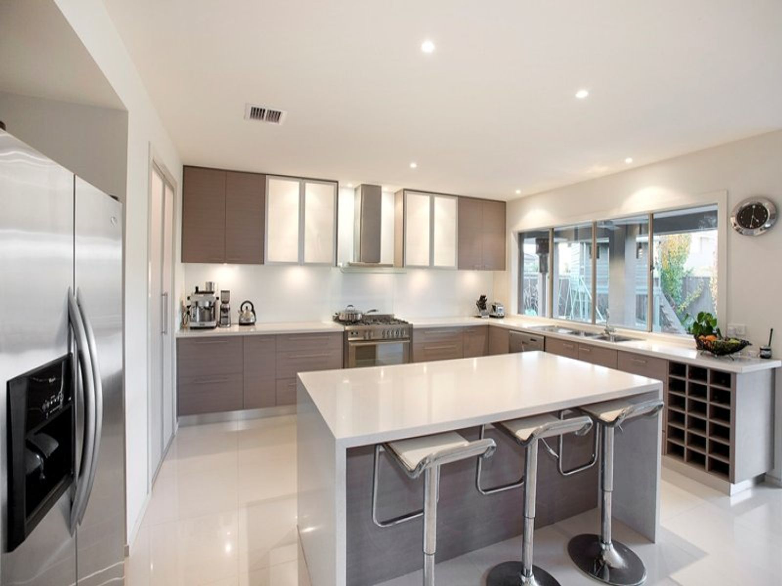 20 Coorong Circle, Waterways, VIC 3195, Waterways - Thumbnail 2