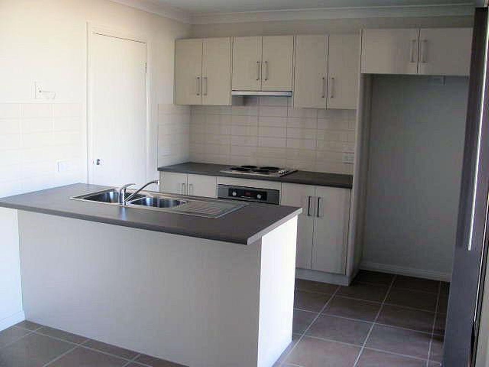 21 Philippa Crescent, Mildura - Thumbnail 2