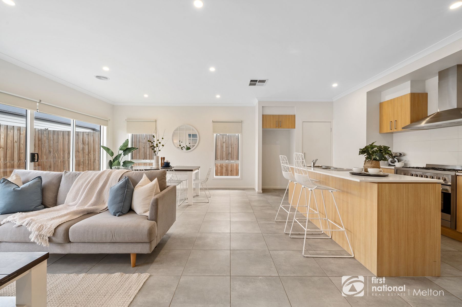 16 CROWLANDS CIRCUIT, Eynesbury VIC 3338, Eynesbury - Thumbnail 6
