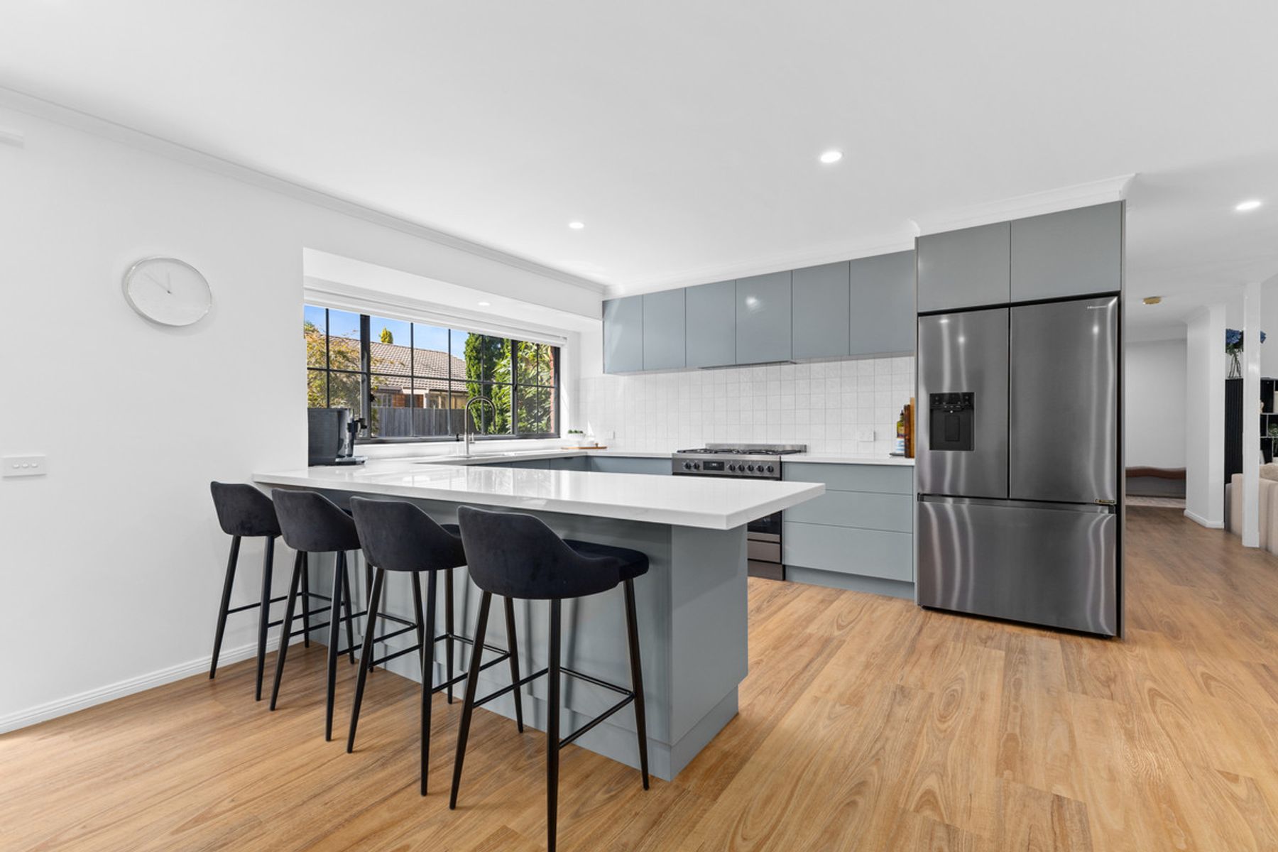 33 Parkwood Way, Traralgon VIC 3844, Traralgon - Thumbnail 2