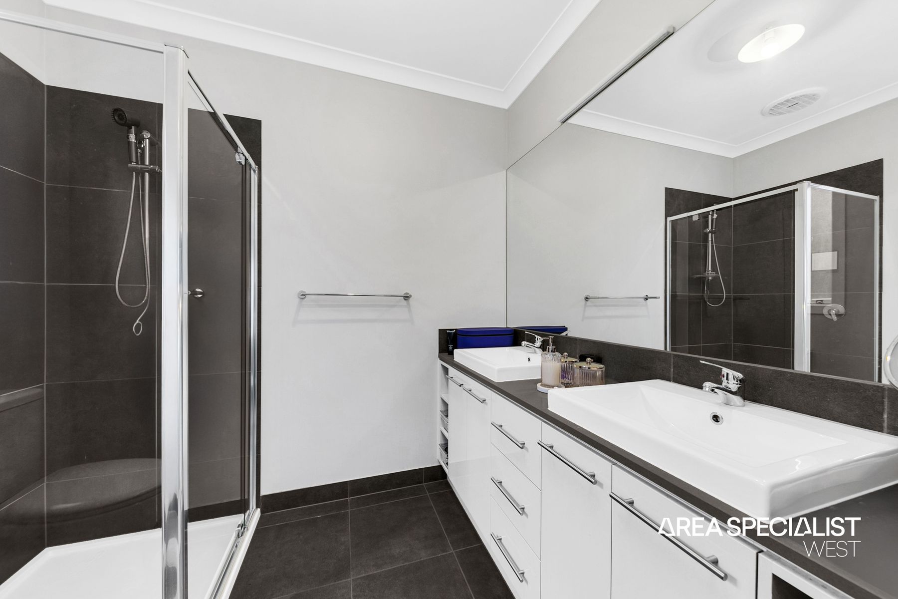10 Popular Street, Rockbank, VIC 3335, Rockbank - Thumbnail 4