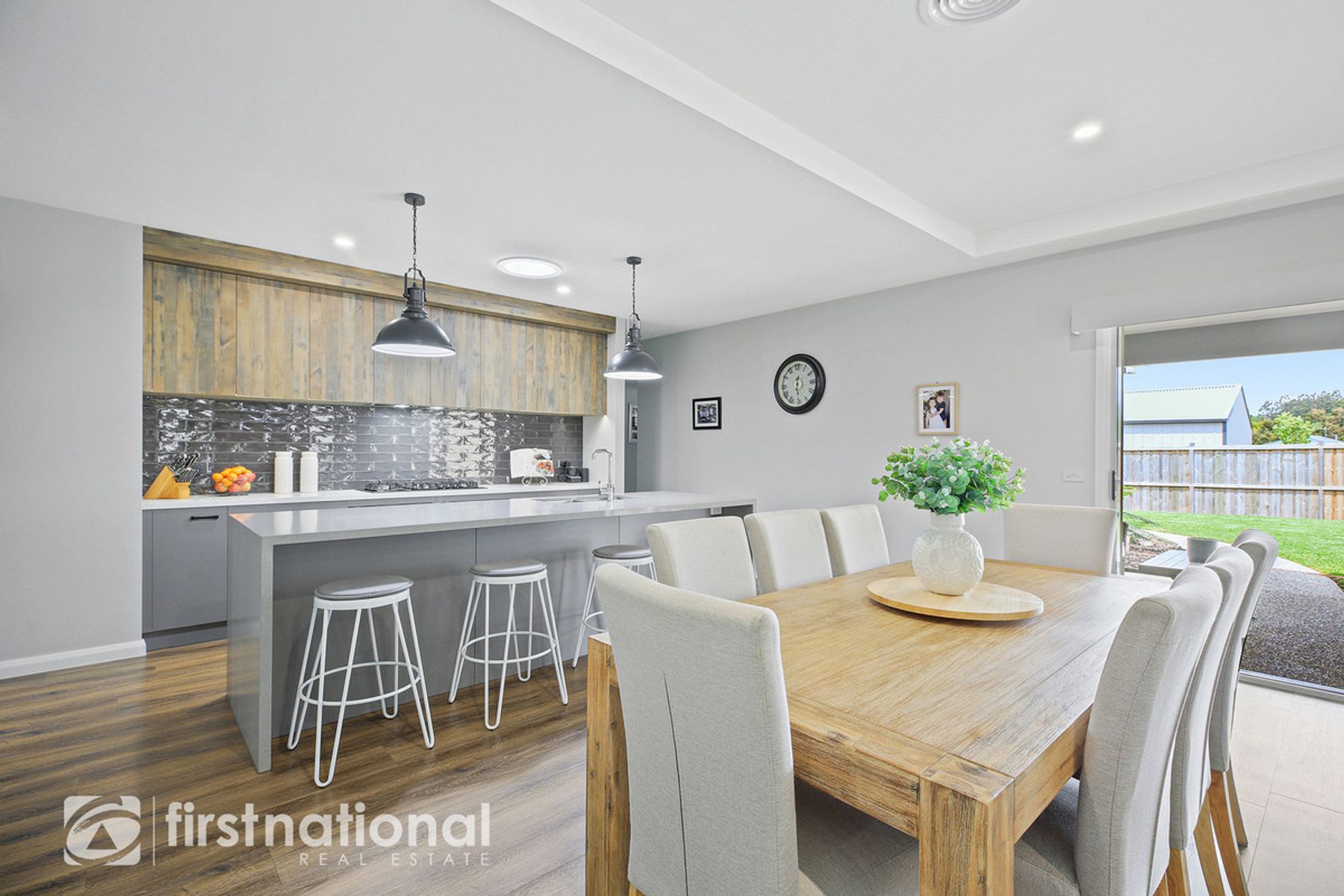25 Paramount Drive, Warragul, VIC 3820, Warragul - Thumbnail 3