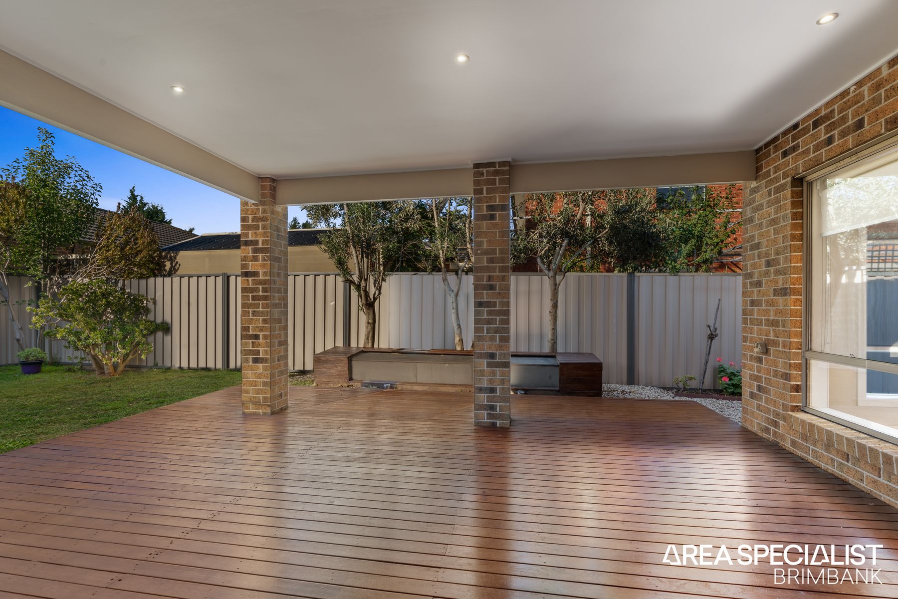 19 Kingsbridge Circuit, Cairnlea, Cairnlea - Thumbnail 8