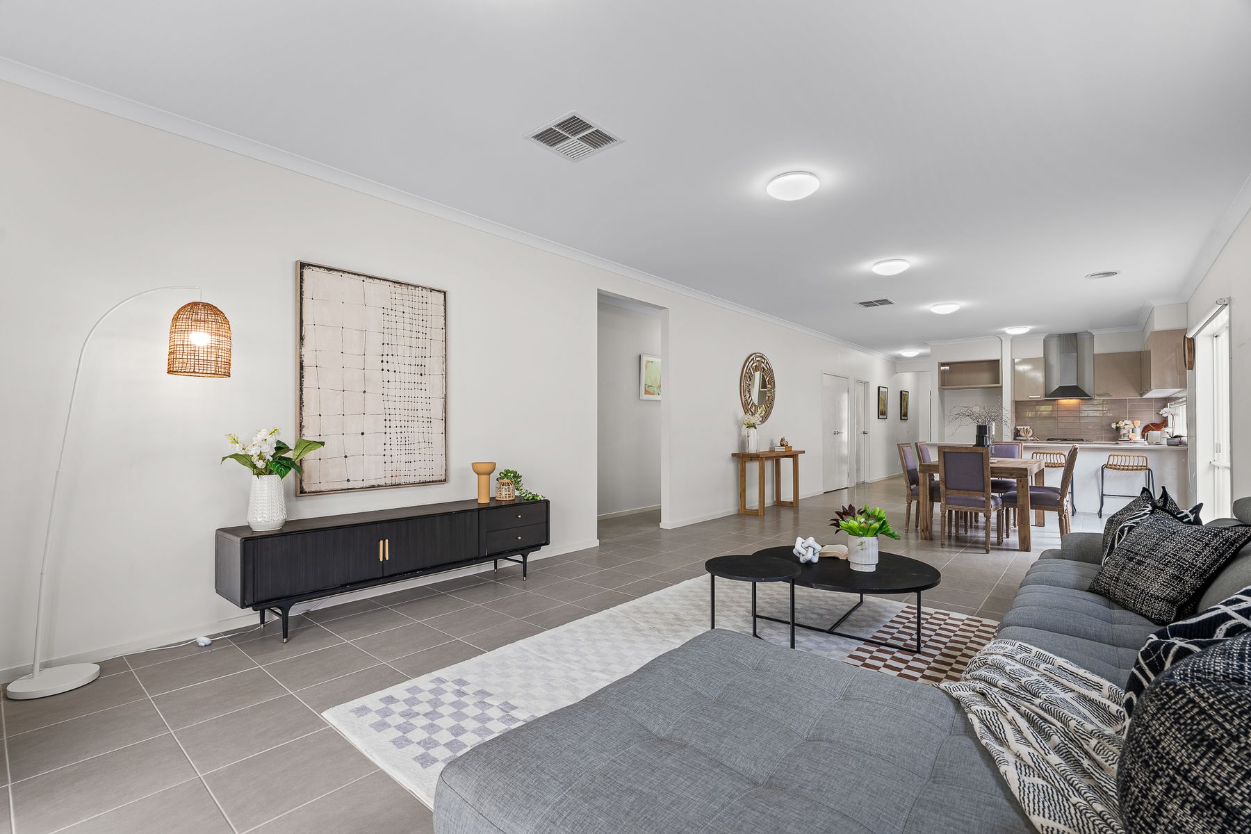 21 Winscombe Road, Werribee, VIC 3030, Werribee - Thumbnail 4