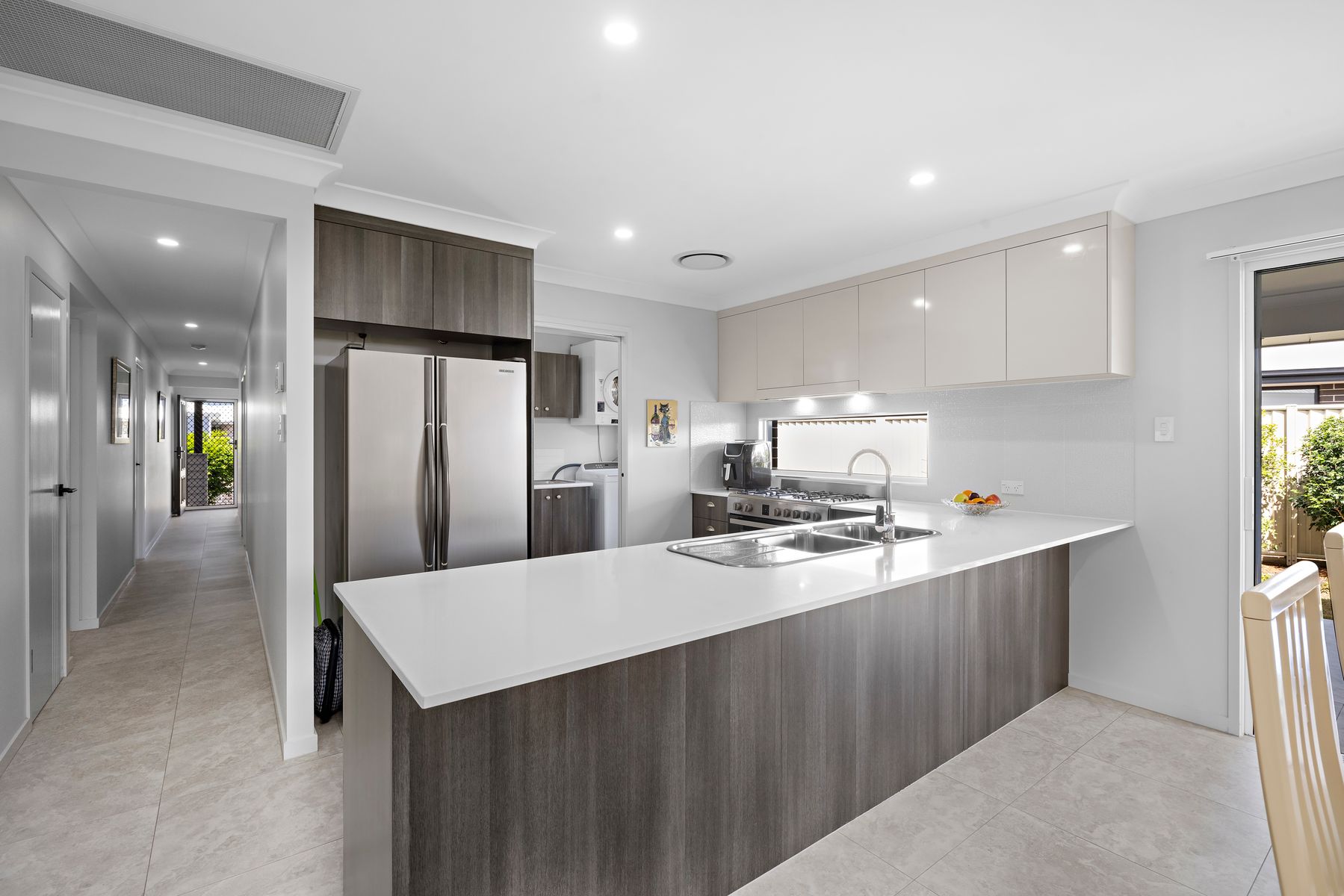 10 Jake Circuit, Redland Bay QLD 4165, Redland Bay - Thumbnail 5